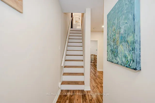 Additional image 6 of 63 Beechwood Ave