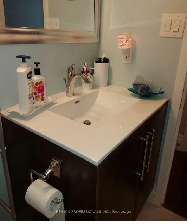 Additional image 24 of 3 Hickory Tree Rd Unit 1010