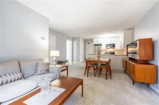 Additional image 5 of 4003 KILMER Dr Unit 303