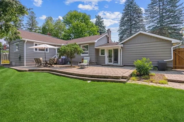 Additional image 28 of 971 BOOTHMAN Ave