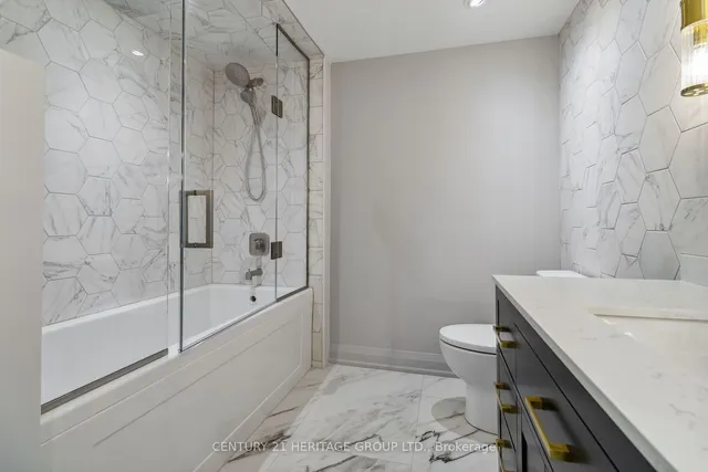 Additional image 14 of 734 Robertson Cres