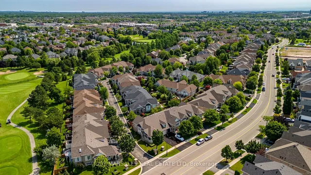 Additional image 39 of 4400 Millcroft Park Dr Unit 34