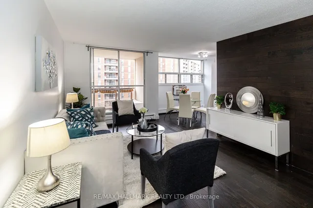 Additional image 11 of 1950 Main St Unit 607