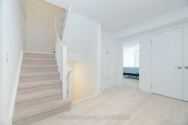 Additional image 32 of 1095 Cooke Blvd Unit 31