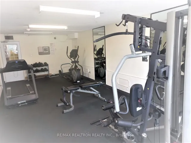 Additional image 4 of 10 Tapscott Rd Unit 1110