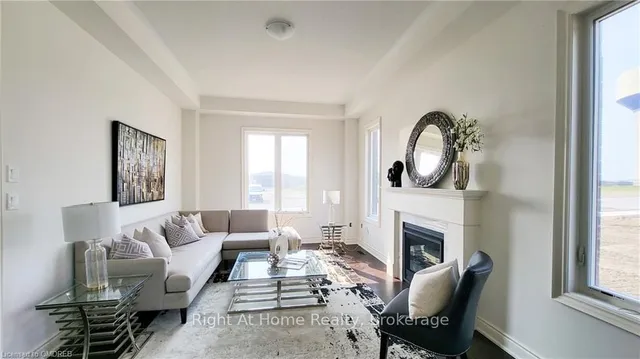 Additional image 7 of 466 HUMPHREY St