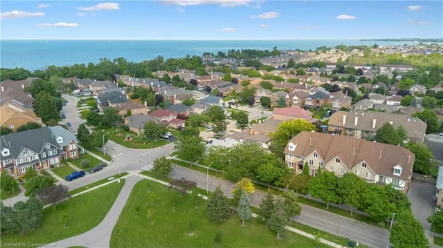 11 Waterford Cres