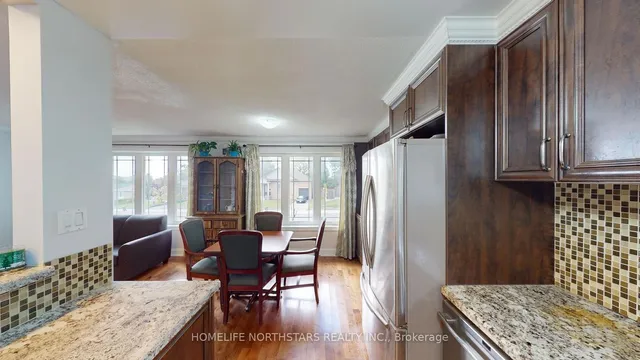 Additional image 8 of 65 Lexfield Ave