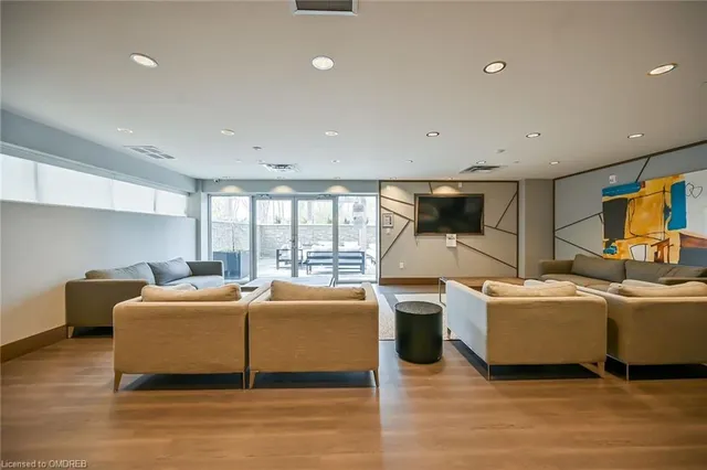 Additional image 34 of 16 Markle Cres Unit 303