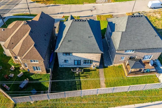 Additional image 38 of 8 CESAR Pl