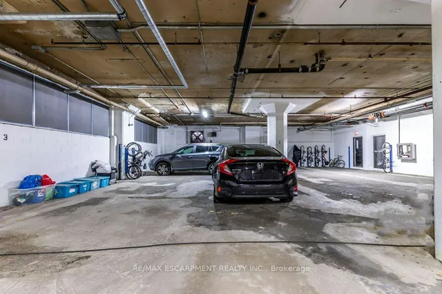 Additional image 38 of 50 Main St Unit 405