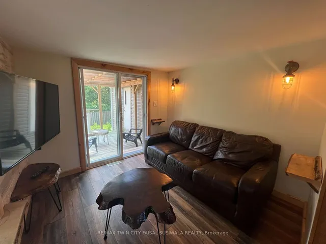 Additional image 12 of 1085 10th Concession Rd Unit 36