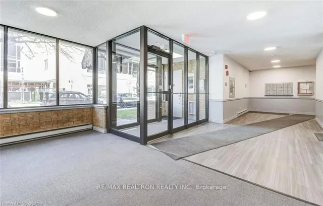 Additional image 3 of 21 East Ave Unit 702