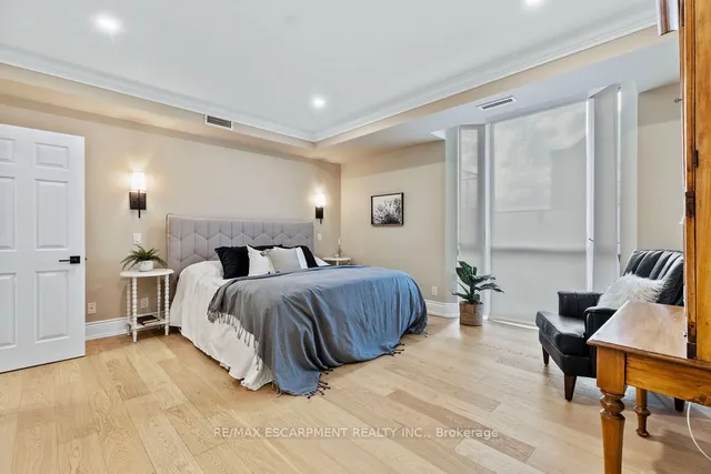 Additional image 19 of 1477 Lakeshore Rd Unit 301