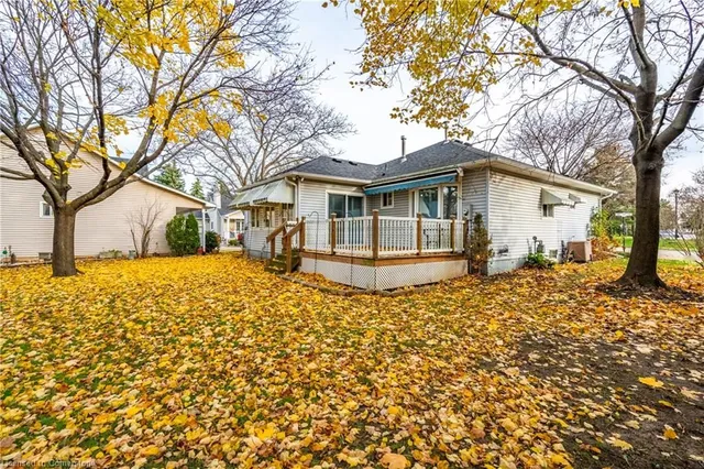 Additional image 32 of 345 Silverbirch Blvd