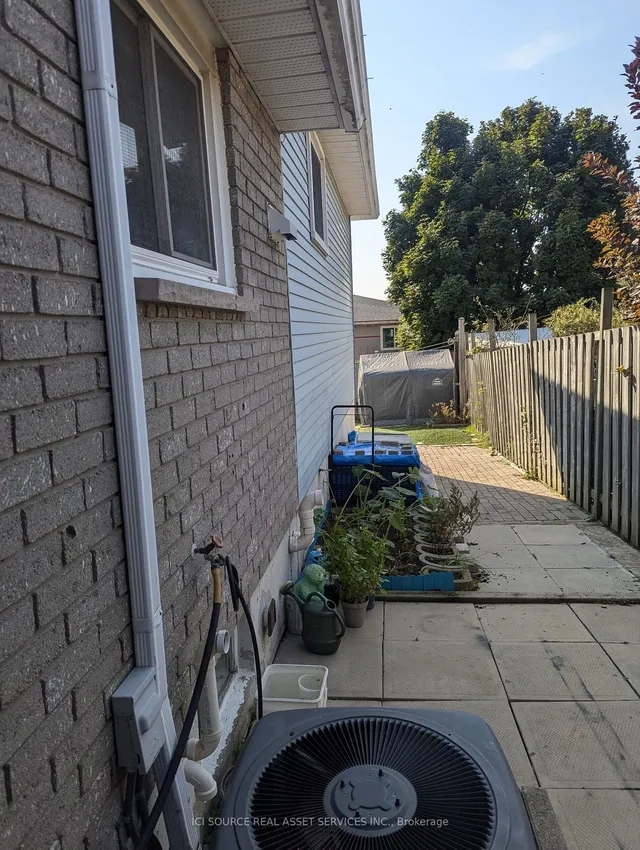 Additional image 5 of 139 Independence Dr