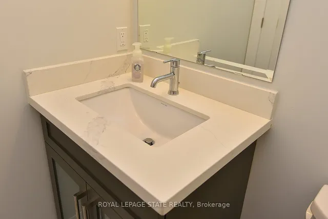 Additional image 26 of 2025 Maria St Unit 704