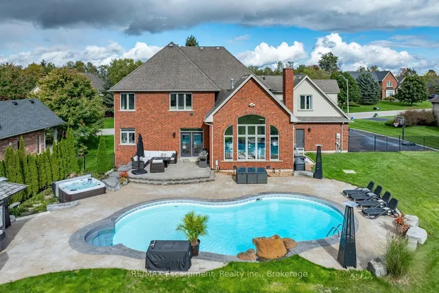 Additional image 39 of 48 PALOMINO Dr