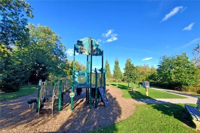 Additional image 40 of 15 Brooking Crt