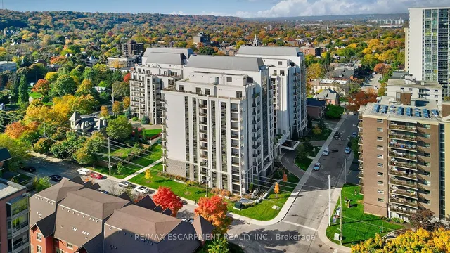 Additional image 36 of 85 Robinson St Unit 606