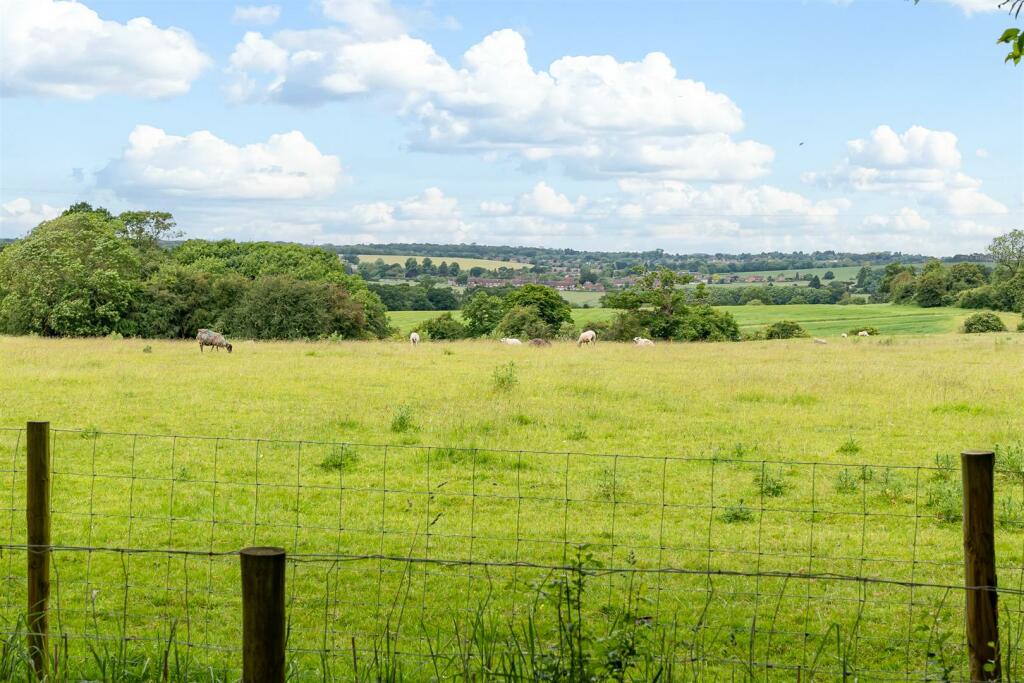 Additional image 26 of Burnham Green Road, Tewin