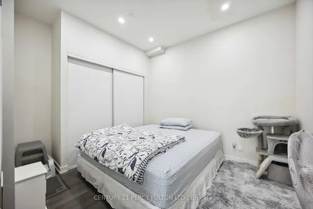 Additional image 10 of 6 Sonic Way Unit 103