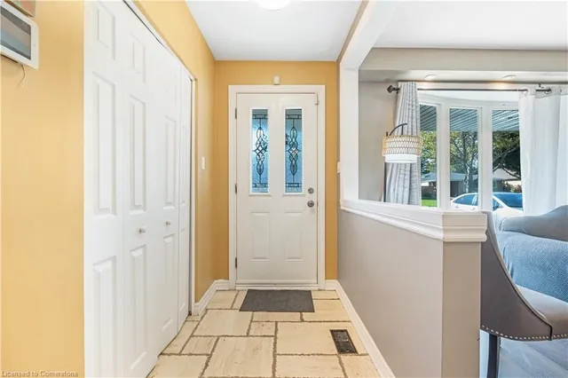 Additional image 5 of 6 Rideau Cres