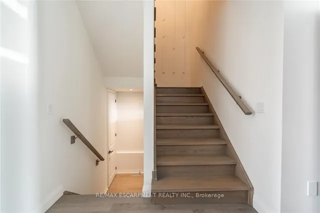 Additional image 18 of 128 FAIREY Cres