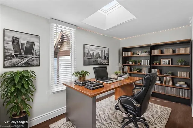 Additional image 16 of 937 Garth St