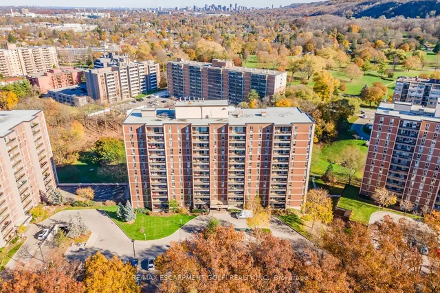 Additional image 32 of 1966 MAIN St Unit 804