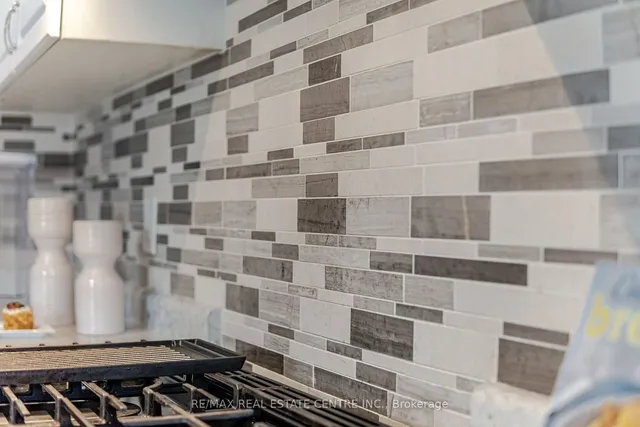 Additional image 19 of 85 Bronson Terr