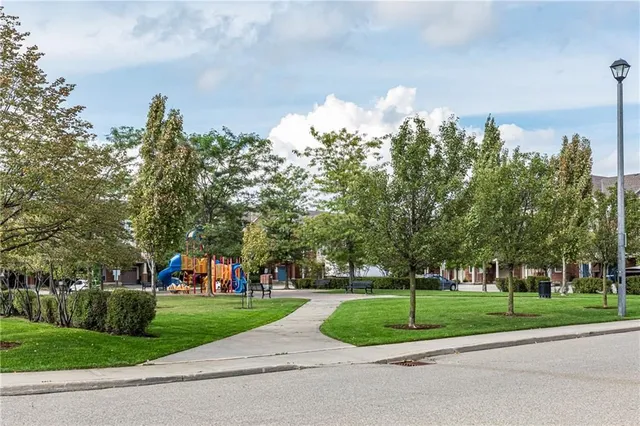 Additional image 31 of 3070 ROTARY Way Unit 122