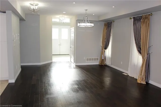 Additional image 6 of 250 Nashville Cir