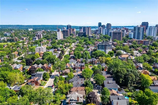 Additional image 39 of 24 Bruce St