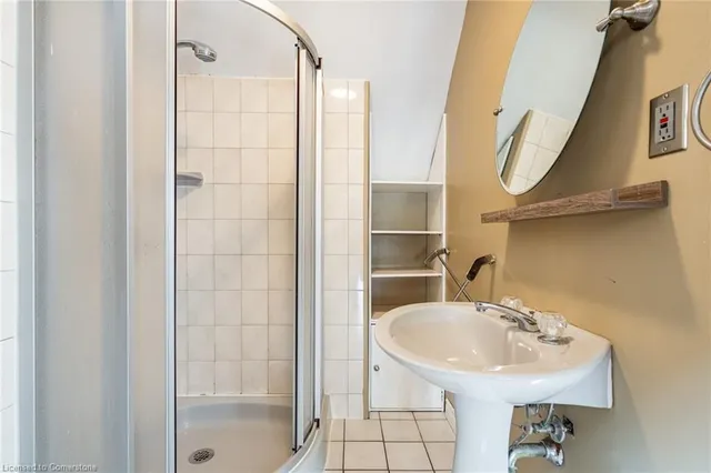 Additional image 29 of 26 Ontario Ave