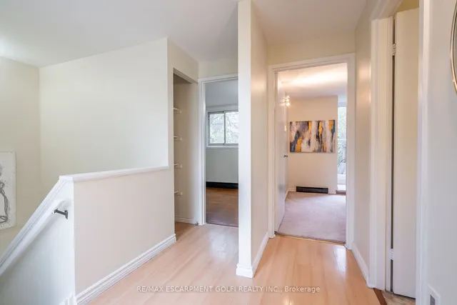 Additional image 18 of 25 Britten Clse Unit B52