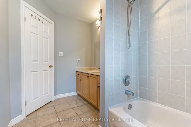 Additional image 29 of 64 Solsbury Cres