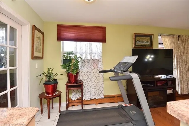 Additional image 10 of 851 Queenston Rd Unit 408