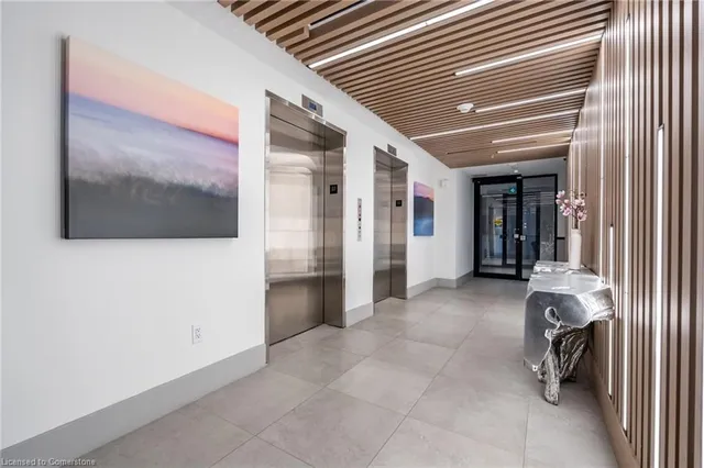 Additional image 18 of 600 North Service Rd Unit 508