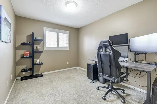 Additional image 21 of 85 Foxborough Dr