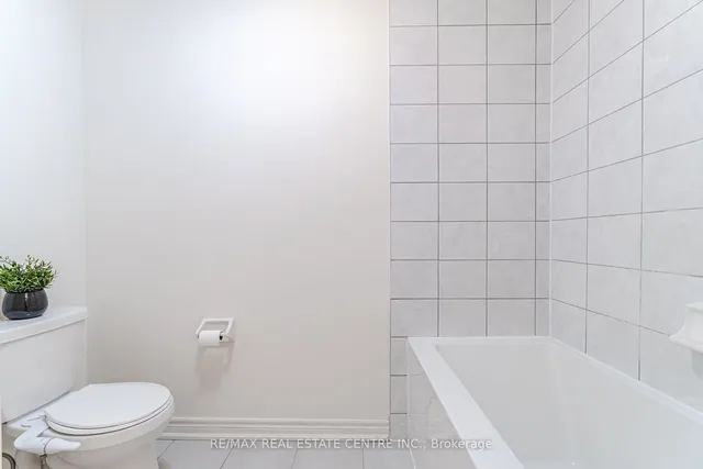 Additional image 39 of 85 Bronson Terr