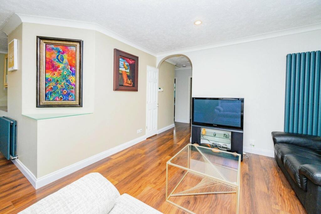 Additional image 4 of Sewell Close, St Albans, AL4