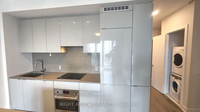 Additional image 21 of 7 Grenville St Unit 2809