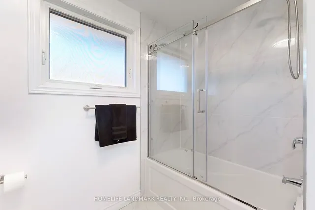 Additional image 13 of 552 Queen Victoria Dr