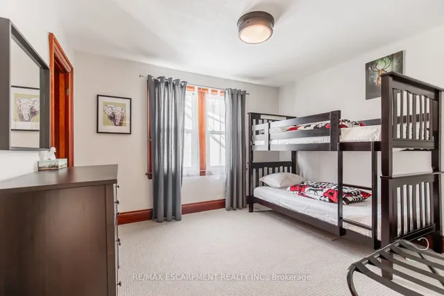 Additional image 17 of 60 Lake Avenue Dr