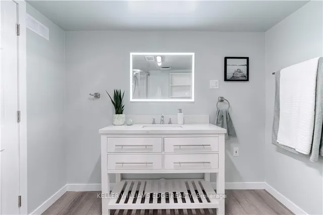 Additional image 20 of 17 Dundas St