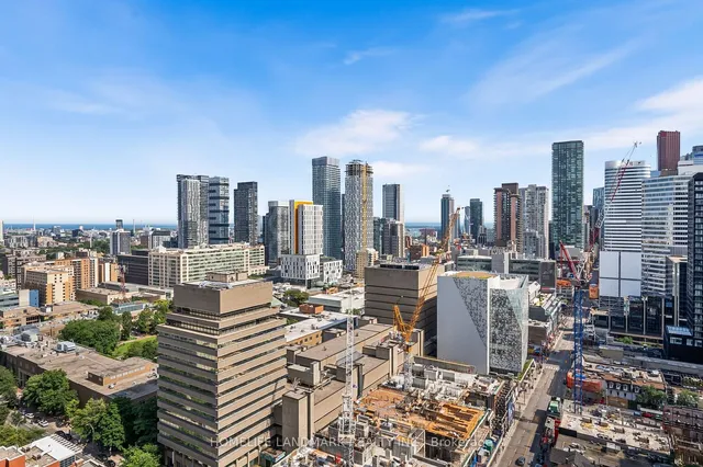 Additional image 20 of 386 Yonge St Unit 2403