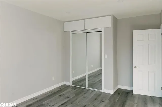 Additional image 7 of 673 Knox Ave