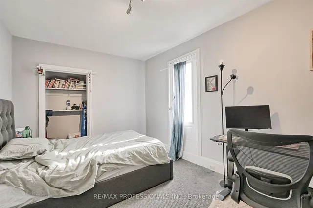 Additional image 22 of 166 Grace St