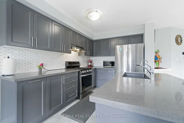 Additional image 15 of 126 Laguna Village Cres